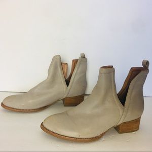 vintage by Jeffrey Campell leather booties